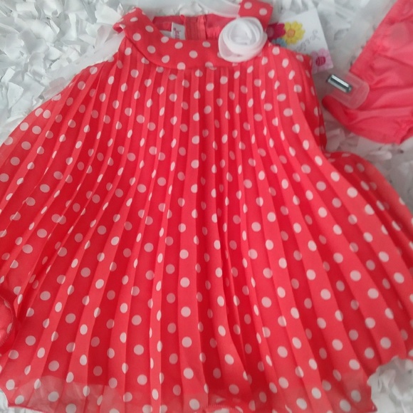 New girls coral dress - Picture 3 of 8